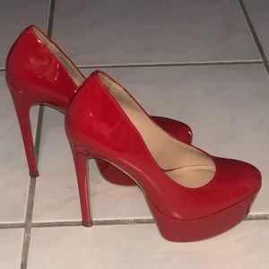 Steve Madden Red Patent Platform Heels 6.5
